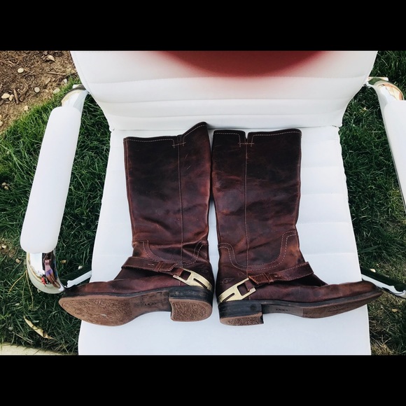 UGG Shoes - 🎄UGGs Brown Leather Boots🎄